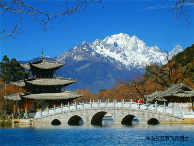 海南三亚双飞跟团游